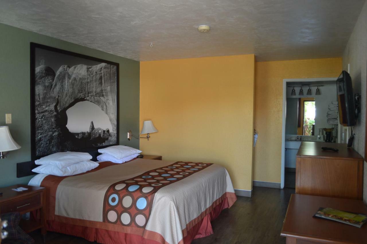 Super 8 By Wyndham St. George Ut Motel Kültér fotó